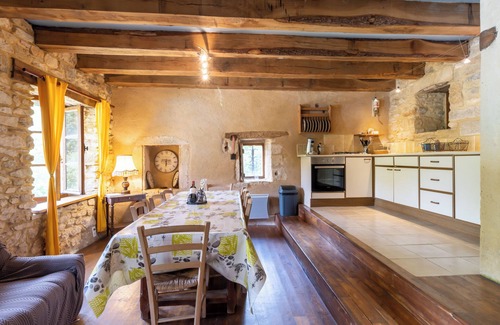Sergeac Casa | Moulin de la Grenaderie – Refugio de Paz con Piscina en el Corazón del Périgord Negro