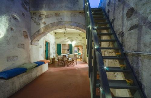 Monopari Casa | Moundros 1620 Venetian Residence