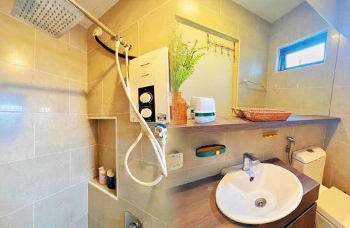 Tebrau Apartamento | Mount Austin Cube8teen Homestay 新山