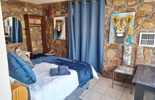Karas Cabina | Mount Canyon Guest Farm
