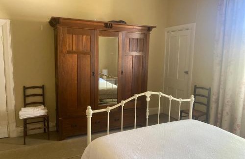 Charleston Casa | Mount Charles Homestead