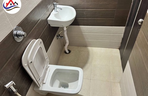 BTM Layout Hotel | MOUNT CITY PARK