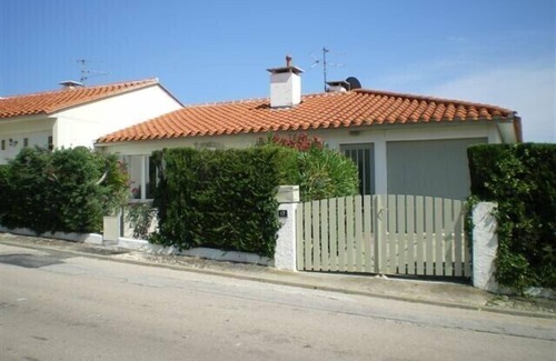 Pollestres Villa | Montar en marzo, tranquilo, entre mar y montaña