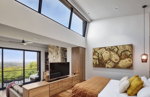 Crafers Hotel | Mount Lofty House & Estate Adelaide Hills