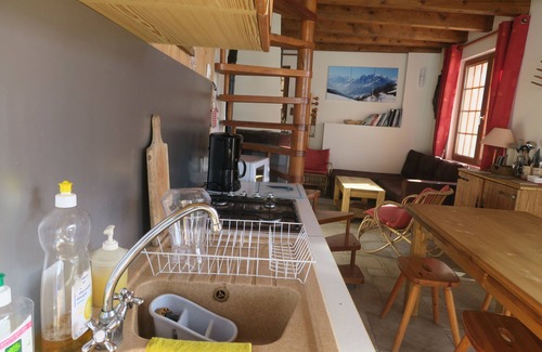 Novallay Chalet De Esquí | Chalet de montaña en entorno natural.