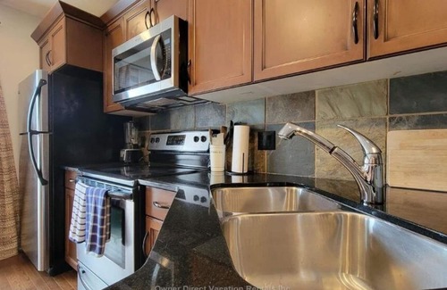 East Kootenay Casa | Mountain and Lake Get Away for the Family