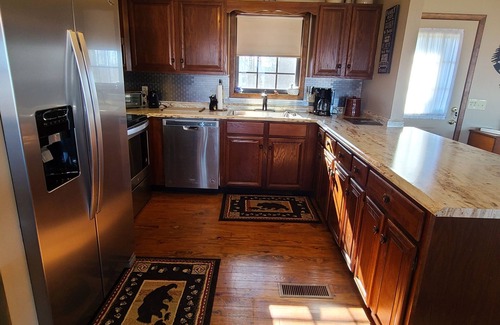 Young Harris Casa | Mountain and Lake views...Feels like home with a view!