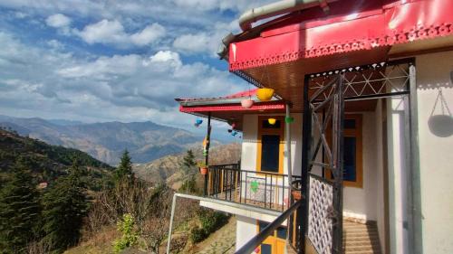 Kumharsain Apartamento | Mountain Bliss - 2BHK Apartment