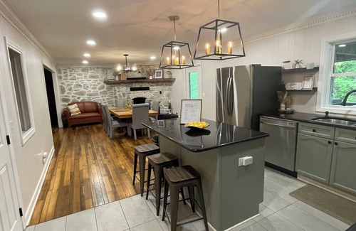 Boomer Casa | Mountain Bliss oasis - 40 acres on W. Kerr Scott Lake - just outside Wilkesboro