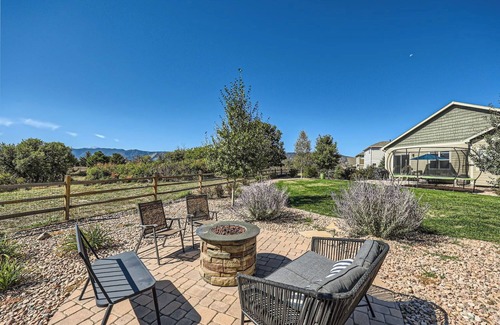 Monument Casa | Mountain Breeze Retreat 30-day rental