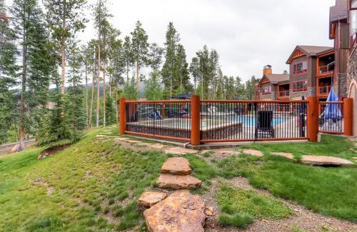 Warrior's Mark Casa | Mountain Breeze