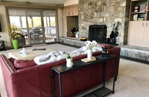 Waynesville Casa | Mountain Breezes