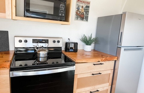 Creede Casa | Mountain bungalow as seen on Hgtv's Building Roots