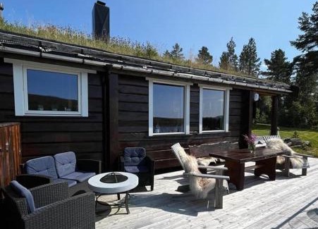 Orkdal Casa | Mountain Cabin By Hundsåvatnet With Large Veranda
