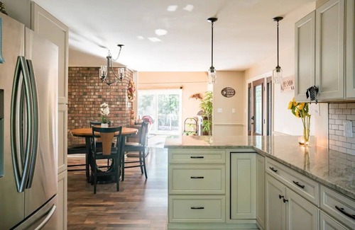 Wake Forest Cabina | Mountain Cabin in Town