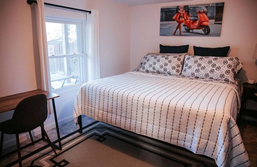 Royal Pines Cabina | Mountain Cabin - Renovated LL of Duplex