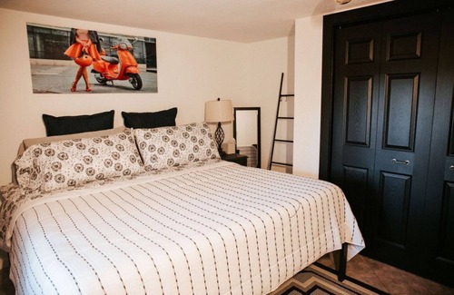 Royal Pines Cabina | Mountain Cabin - Renovated LL of Duplex