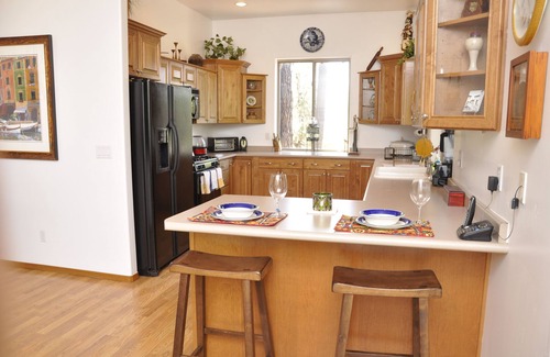 Payson Cabina | Cabina de la montaña, con temperaturas frescas, las vistas, y muebles modernos.
