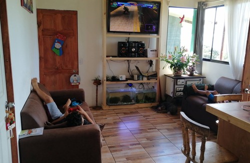 Monteverde Cabina | Mountain Cabin with view of the Gulf of Nicoya