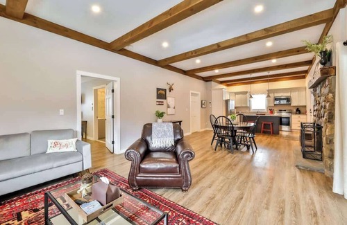 Windham Casa | Mountain Cabin with Scenic Views and Hot Tub