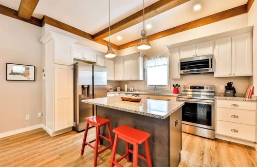 Windham Casa | Mountain Cabin with Scenic Views and Hot Tub
