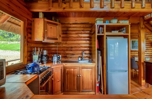 Wolseley Cabina | Mountain Cabin