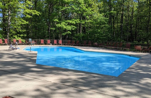 Chestnut Springs Casa | Mountain Chalet – Panoramic Views of Blue Ridge Mountains!