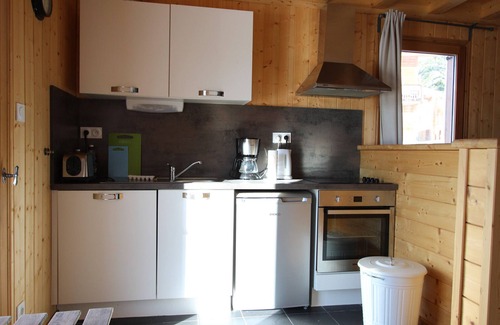 Chamrousse Chalet De Esquí | Chalet adosado en 3 niveles para 8 personas, orientación suroeste, mascota permitida