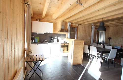 Chamrousse Chalet De Esquí | Chalet adosado en 3 niveles para 8 personas, orientación suroeste, mascota permitida