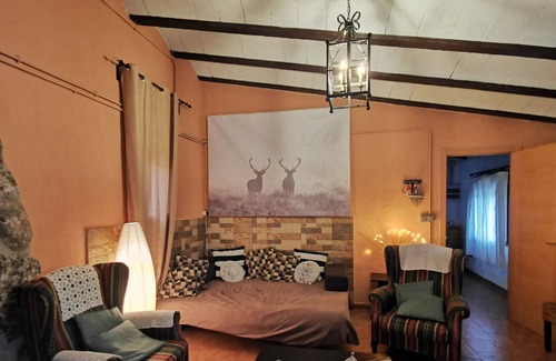 Riópar Cabaña | Chalet de Montaña Parque Natural Calar Río Mundo. WiFi. Independiente.