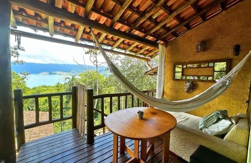 Praia Grande Chalet De Esquí | Chalé Montanha | Natureza e conforto em Ilhabela
