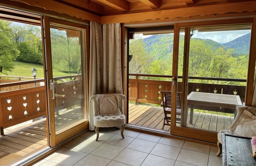 Mieussy Chalet De Esquí | Chalet de montaña con piscina y vistas impresionantes, cerca de actividades de esquí y de verano.