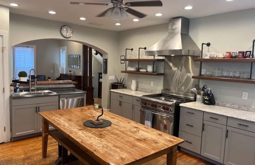 Glenwood Springs Casa | Mountain Classic NEW *Arcade/Air Hockey* 5 Suites!