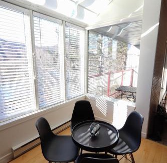 Stoneham Casa | Mountain Comfort & Charm - La Perle Alpine