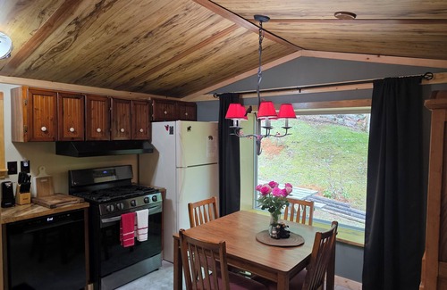 Hiawassee Casa | Mountain Cove - Great Longer Stays - Firepit