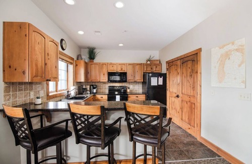 Boyne Falls Casa | This house is a 2 bedroom(s), 2 bathrooms, located in Boyne Falls, MI.