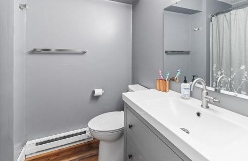 Snowshoe Apartamento | Mountain Crest 3 Studio Near Slopes And Shuttle Bus WiFi Gated Parking