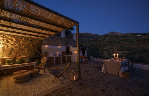 Canillas de Aceituno Casa | Refugio en la montaña junto al Parque Natural Sierra de Tejeda