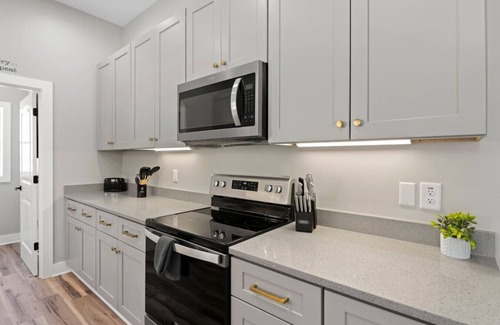 Sylva Condominio | Mountain Escape, Balcony, Grill, and View!