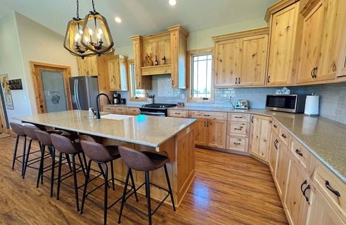 Driggs Casa | Mountain Family Retreat w/Teton Views + Hot Tub