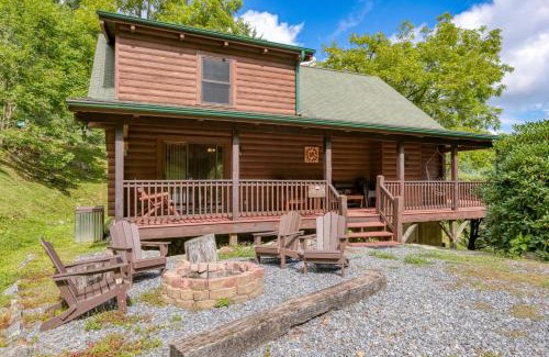 Waynesville Casa | Mountain Gem by AvantStay Incredible Views