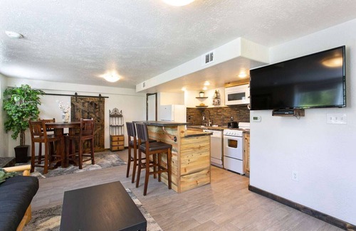 Black Hawk Casa | Mountain guest suite w/creekside sauna, patio, & fire pit. Casinos nearby!