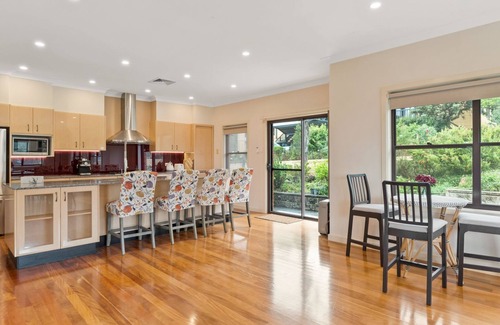 Wentworth Falls Casa | Mountain Haven 5-BR Escape