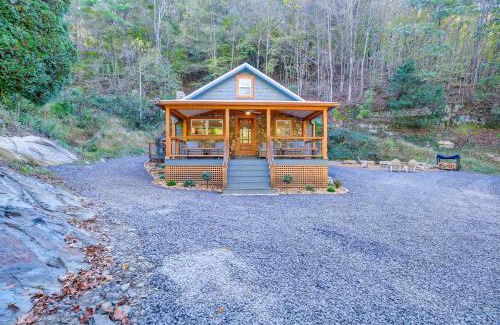 Lansing Casa | Mountain Haven Little House on Big Horse Creek