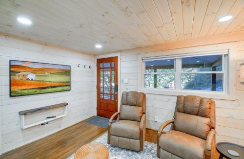 Lansing Casa | Mountain Haven Little House on Big Horse Creek