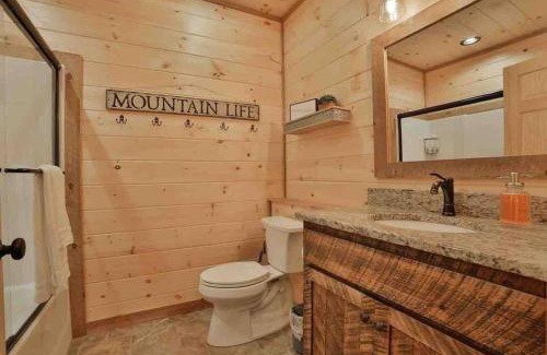 Mineral Bluff Casa | Mountain Hideaway with Hot Tub & Fire Pit