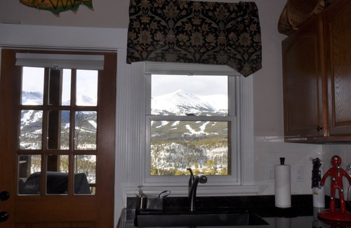 Huron Heights Casa | CASA DE MONTAÑA, 5 MIN DE GONDOLA Y LA CIUDAD. VISTAS MAJESTICAS DE PISTA DE ESQUI