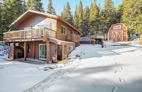 Saint Mary's Casa | Mountain home in the Pines, Wildlife, Glacier & Lake