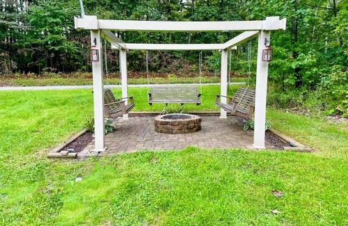 Ohiopyle Casa | Mountain Home on 3 Acres - 5 Miles from Ohiopyle