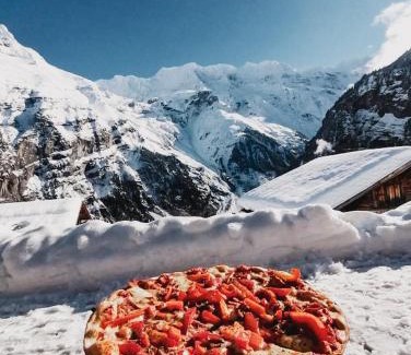 Gimmelwald Hostal | Mountain Hostel Gimmelwald